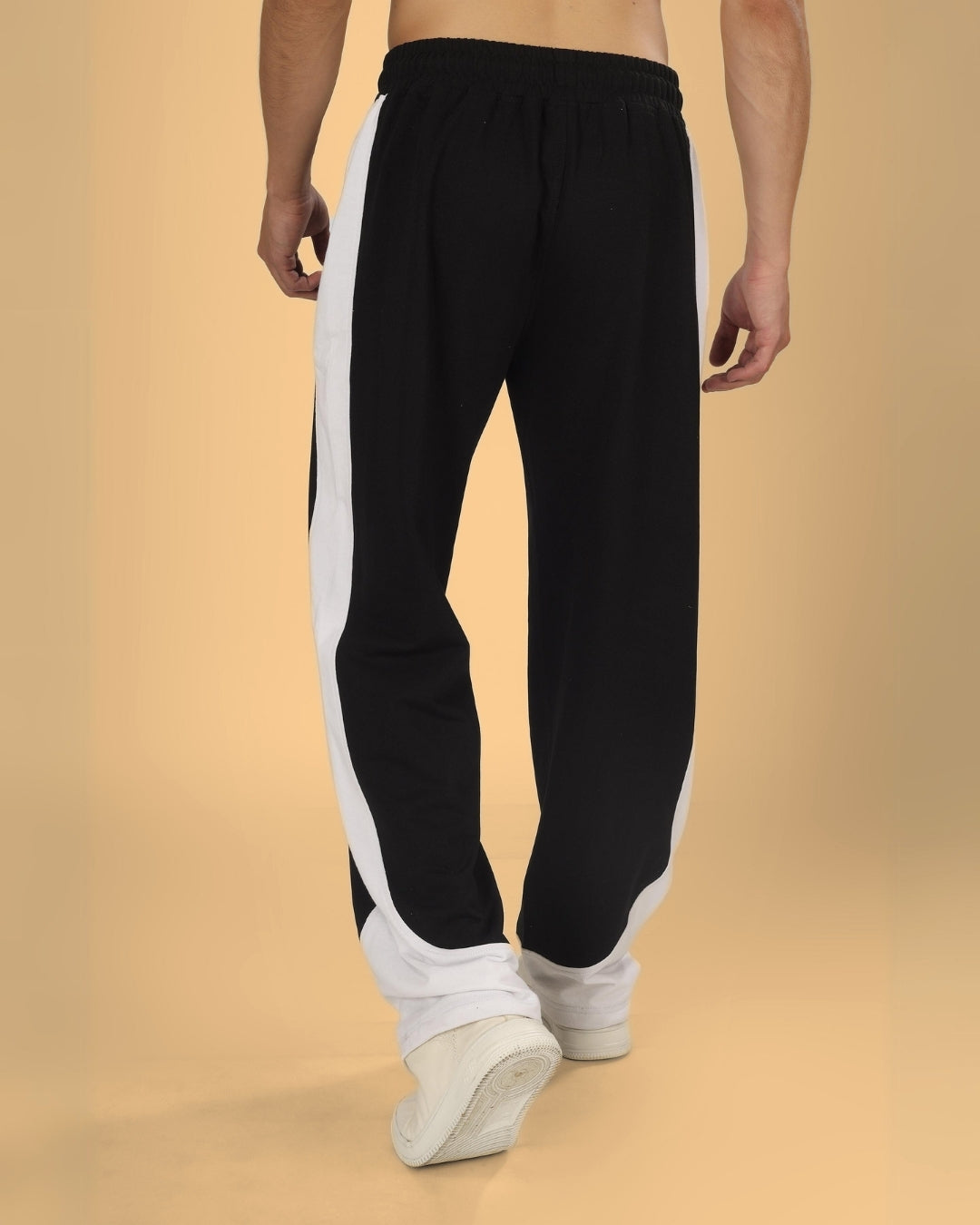 HURTLE BAGGY JOGGERS (BLACK-WHITE)