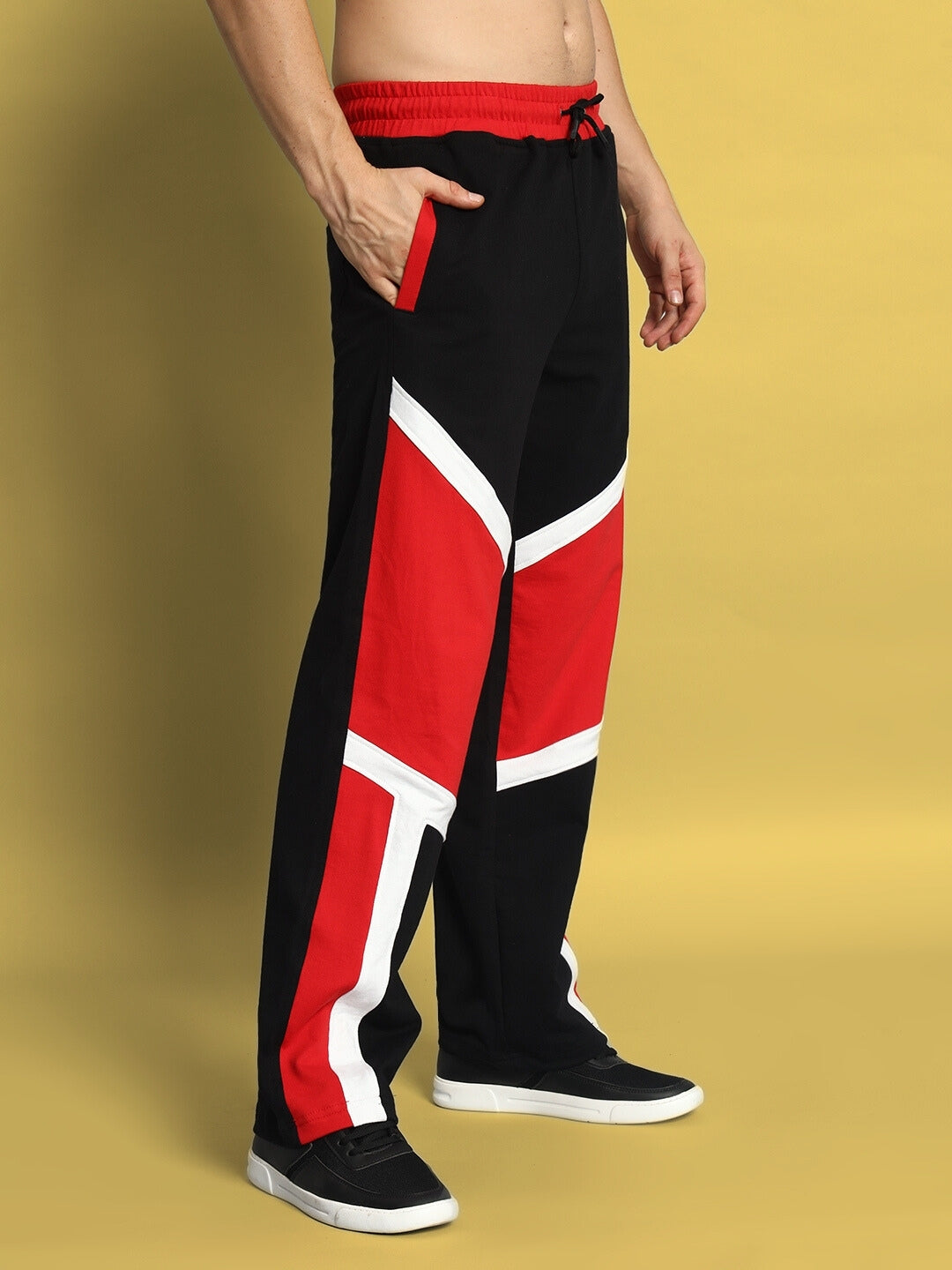 SHROUD RELAXED FIT JOGGERS (BLACK-RED)