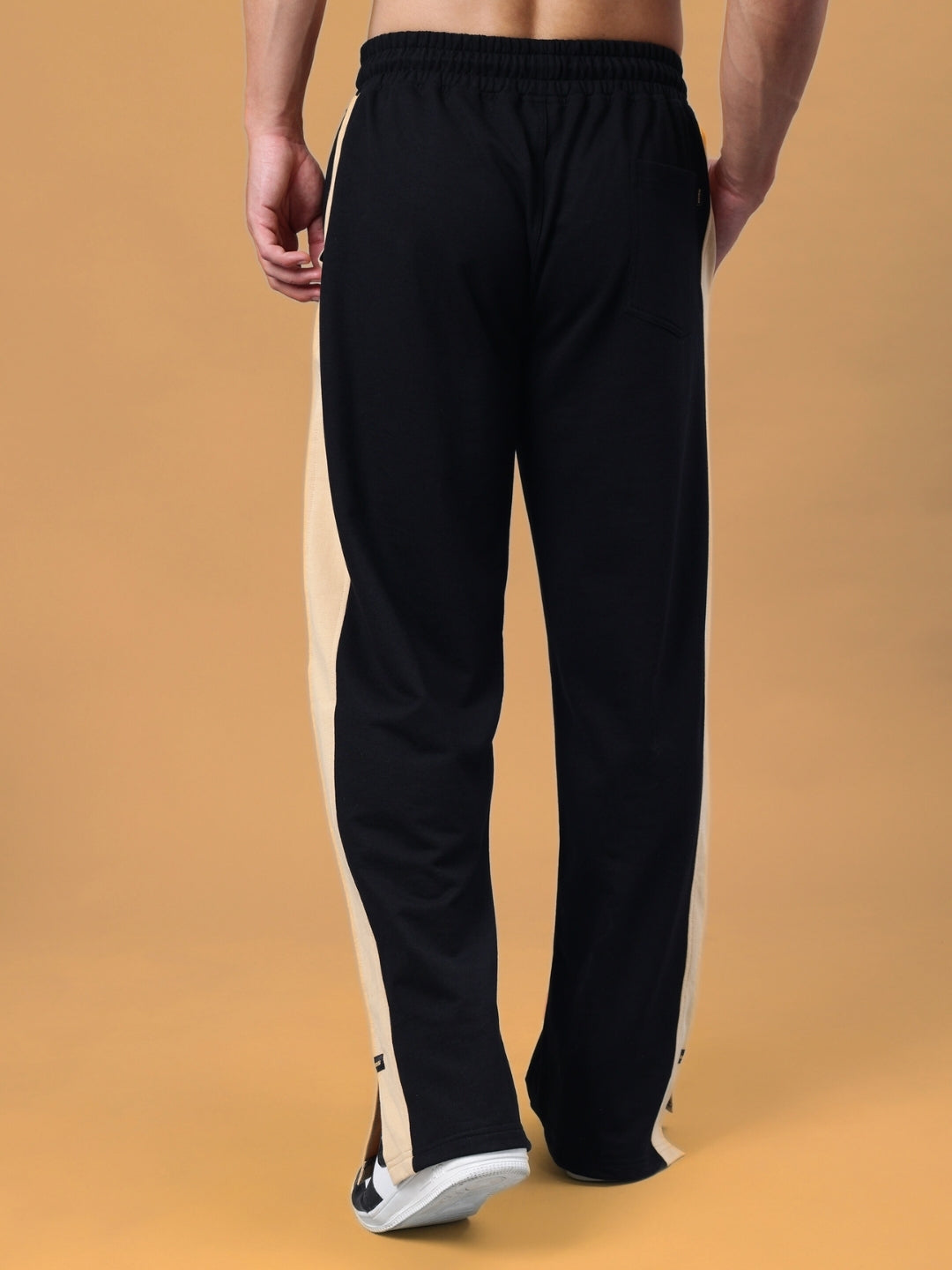 PARADISE SIDE SLIT JOGGERS (BLACK-BEIGE)