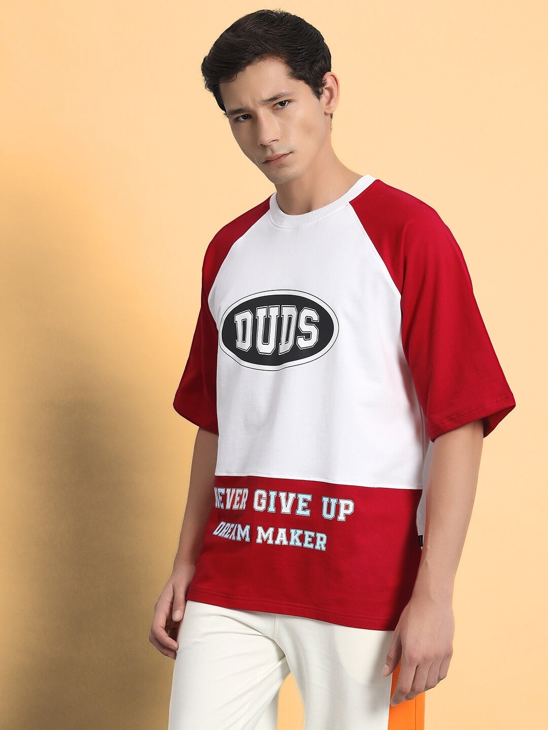 Never Give Up Oversized T-Shirt (Red)