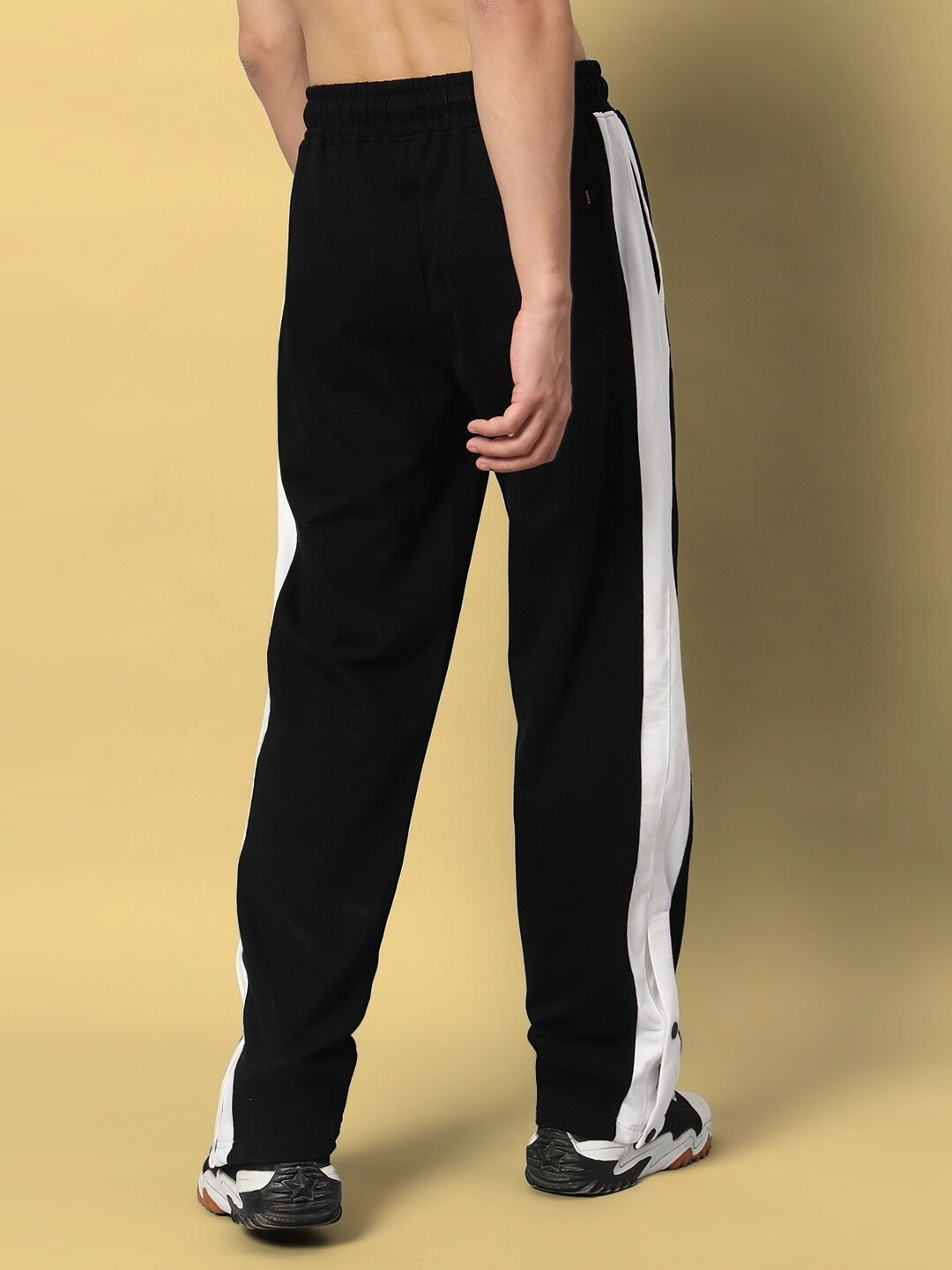 FLURRY CONTRAST JOGGERS (BLACK)