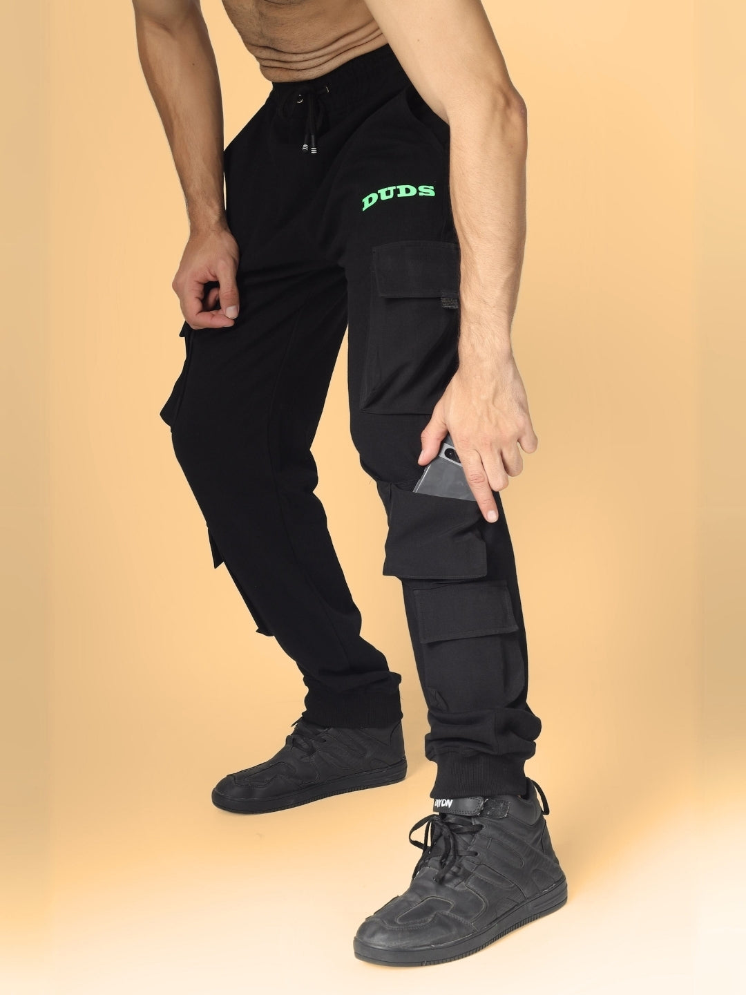 BOX POCKET CARGO JOGGER (BLACK)