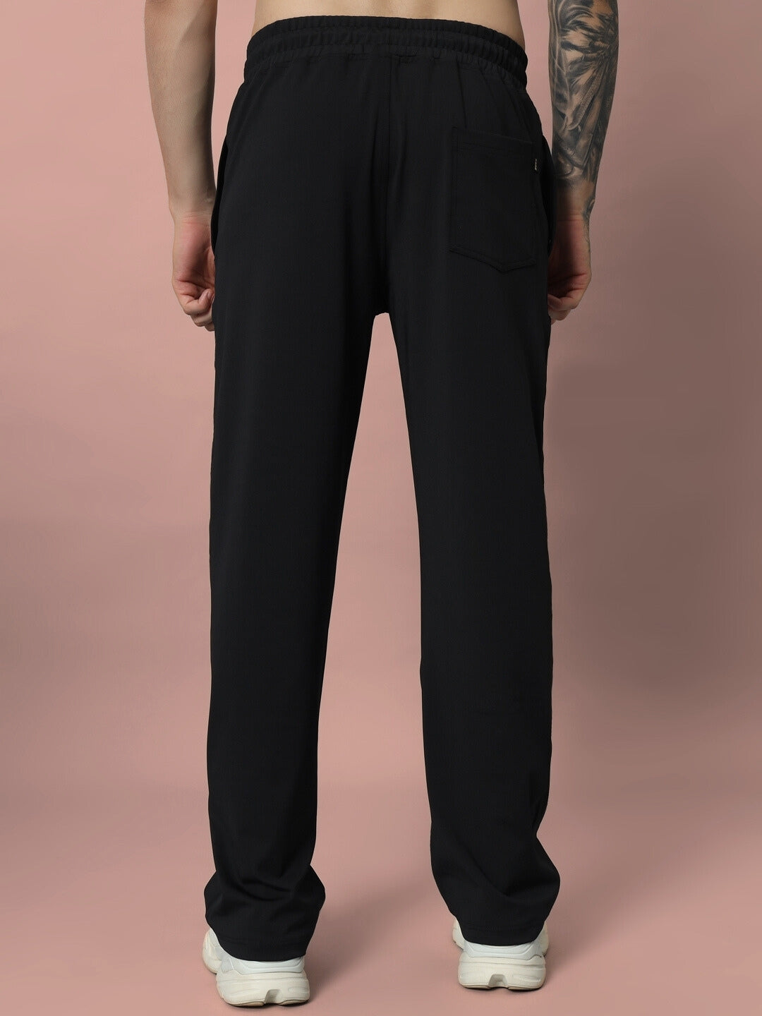 LIMBER RELAXED PANT JOGGER (BLACK)