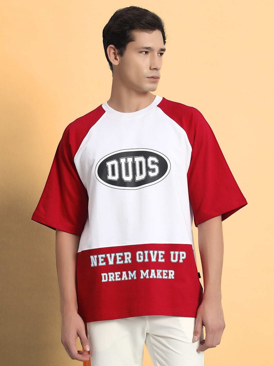 Never Give Up Oversized T-Shirt (Red)