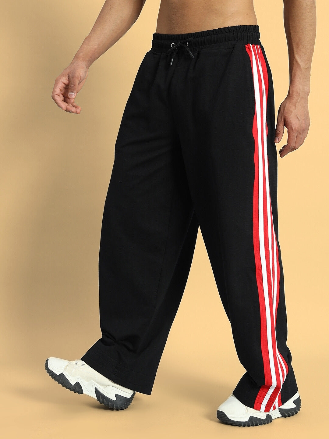 MILANO RELAXED-FIT JOGGERS (BLACK-RED)