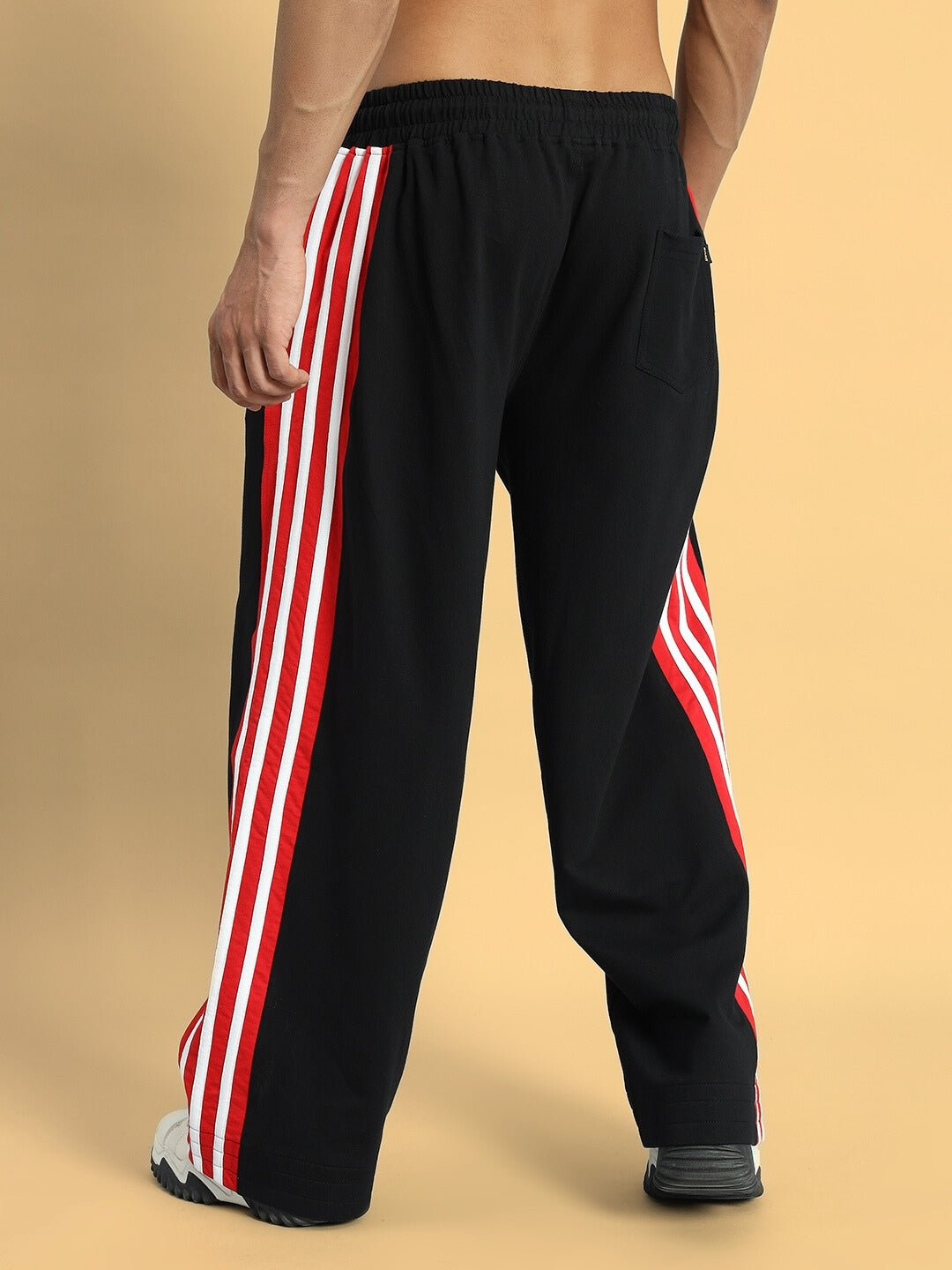 MILANO RELAXED-FIT JOGGERS (BLACK-RED)