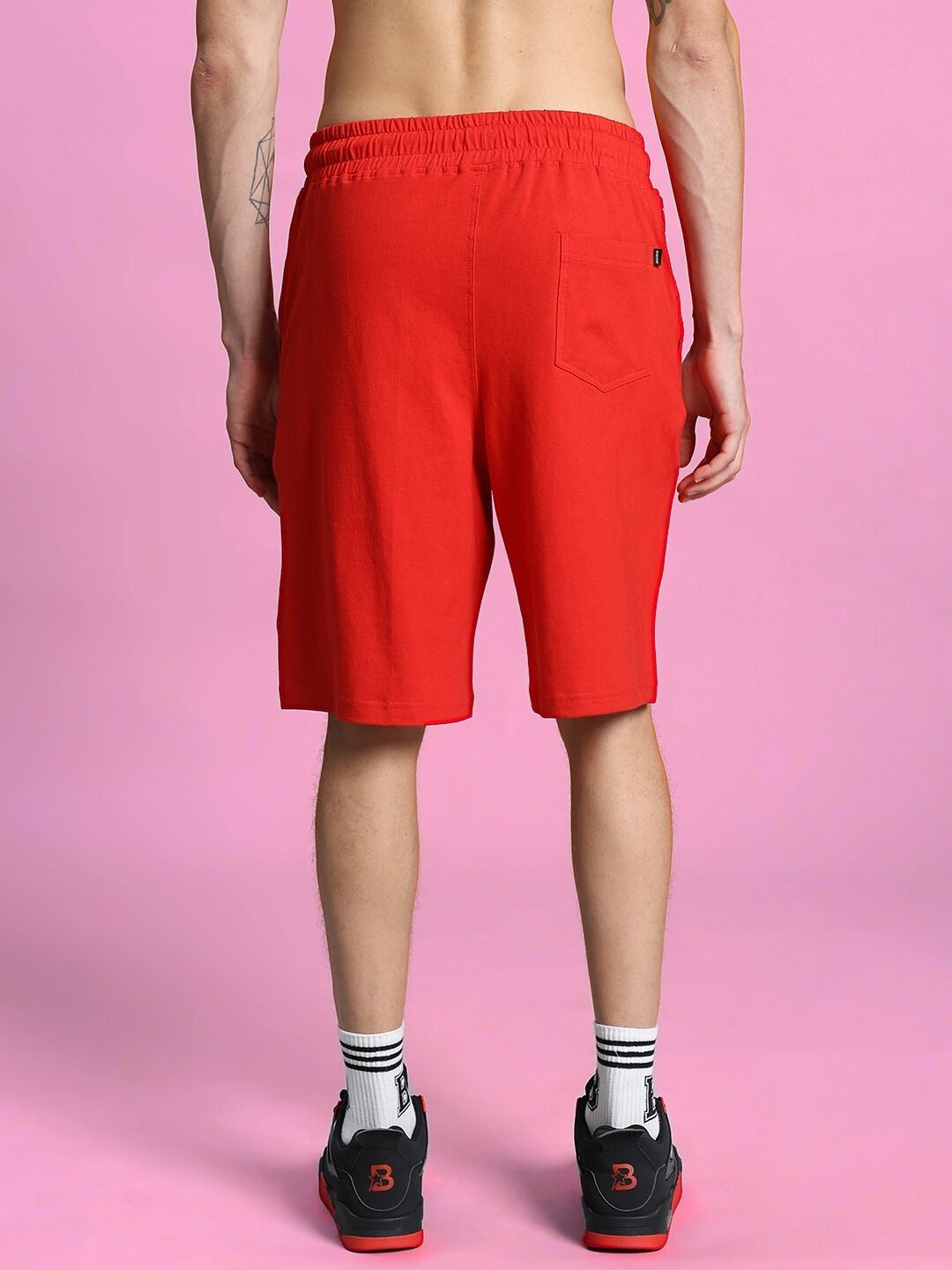 COLUMBIA 22 REGULAR FIT SHORTS (RED)