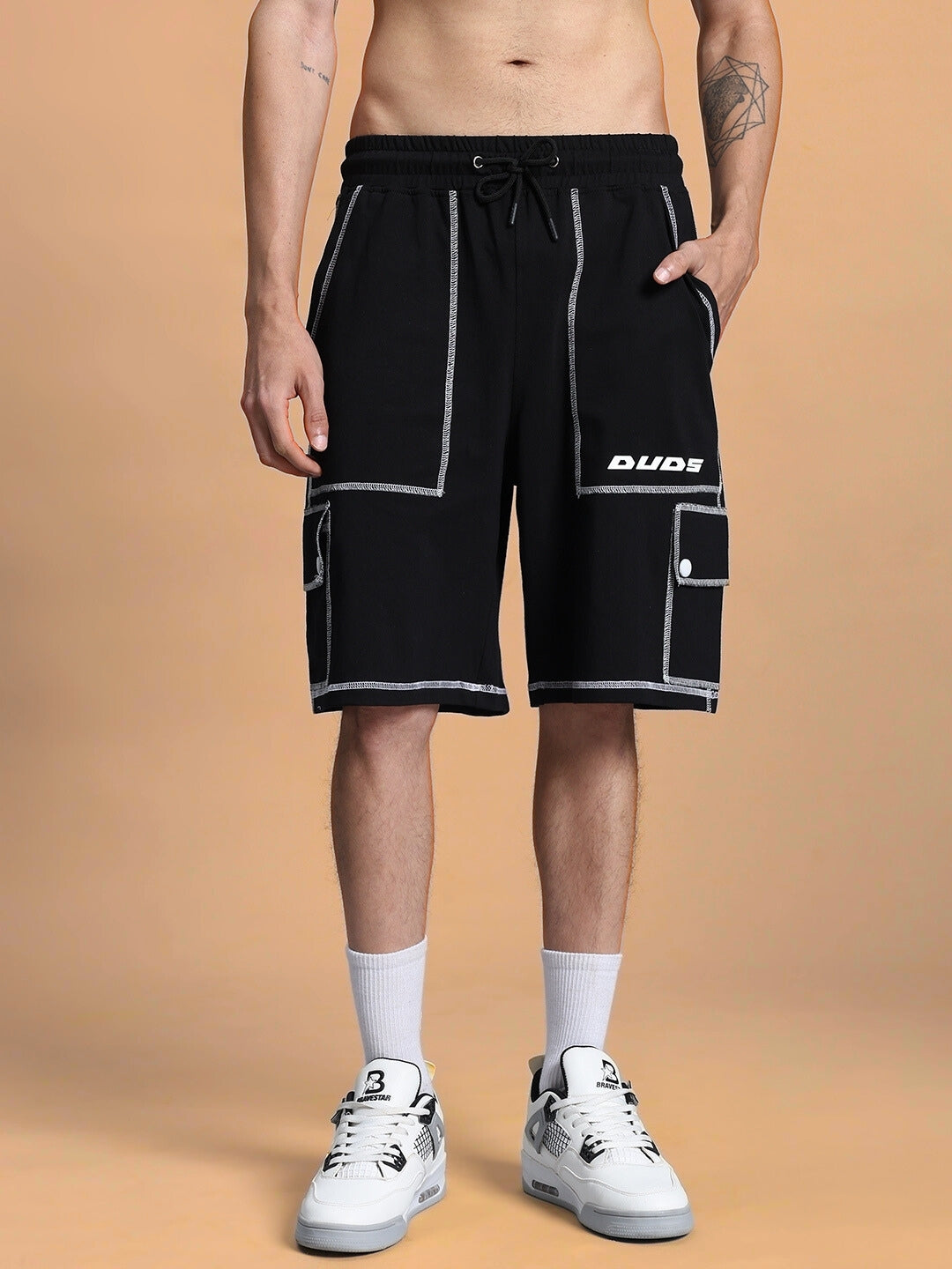 DYNAMIC REGULAR FIT SHORTS (BLACK)