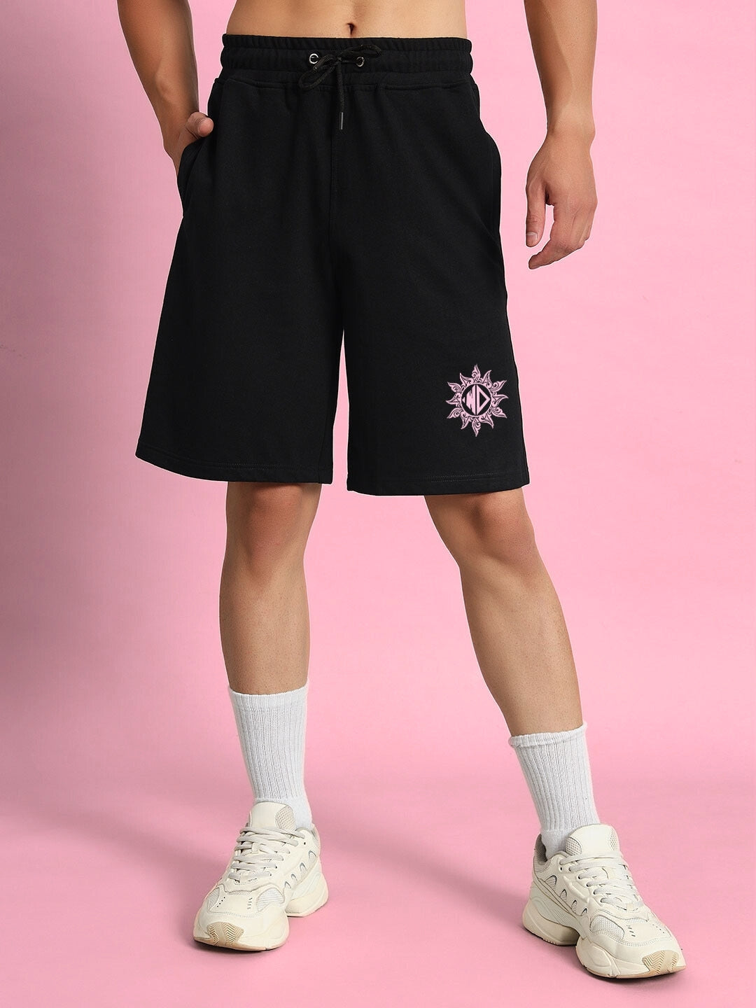 Glare Regular Fit Shorts (Black)