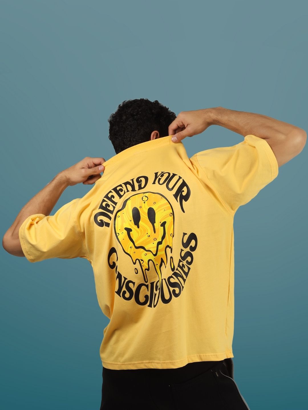 Liquify Smiley Over-Sized T-Shirt (Yellow) - Wearduds