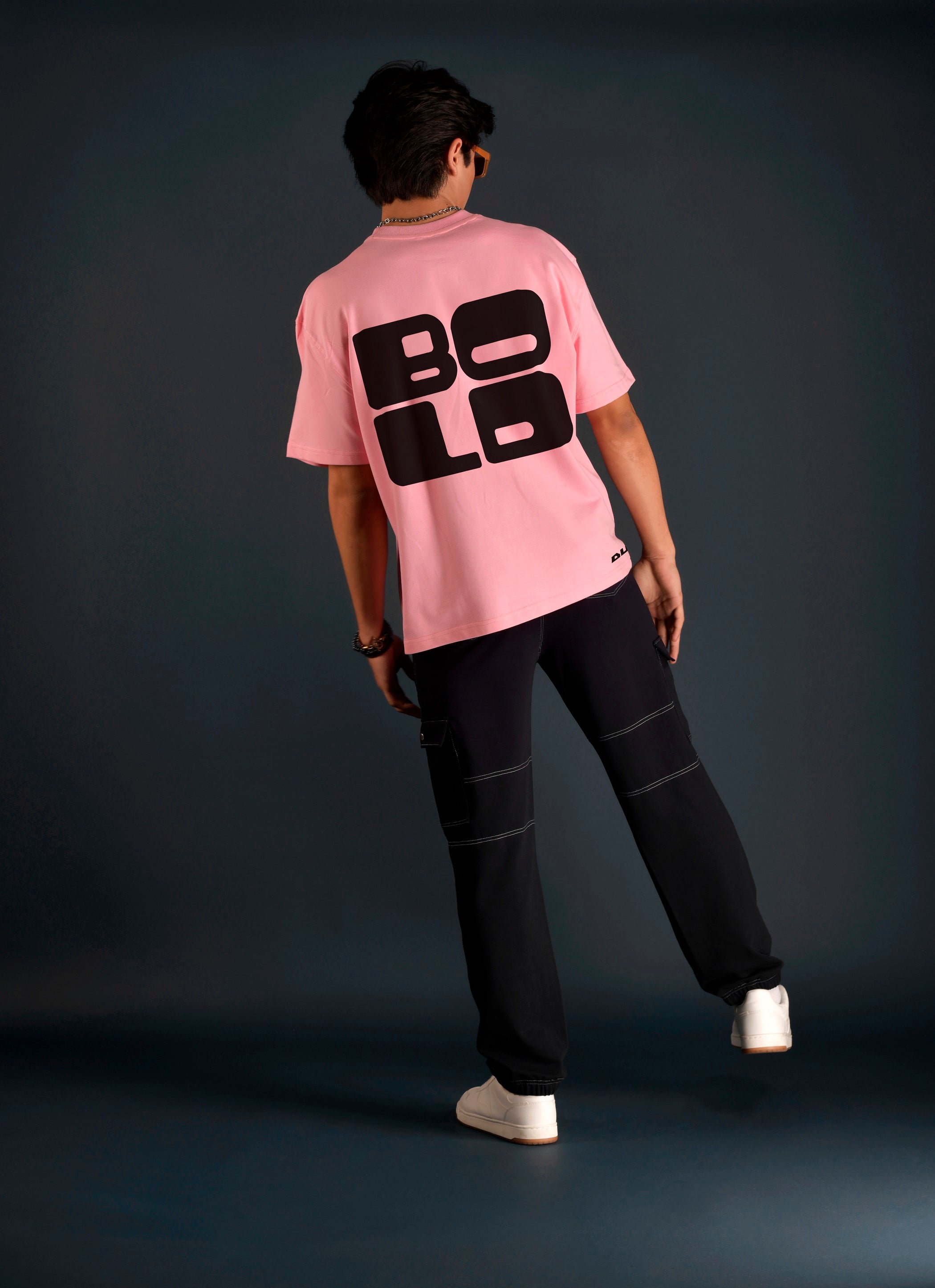 Bold Over-Sized T-Shirt (Baby Pink) - Wearduds