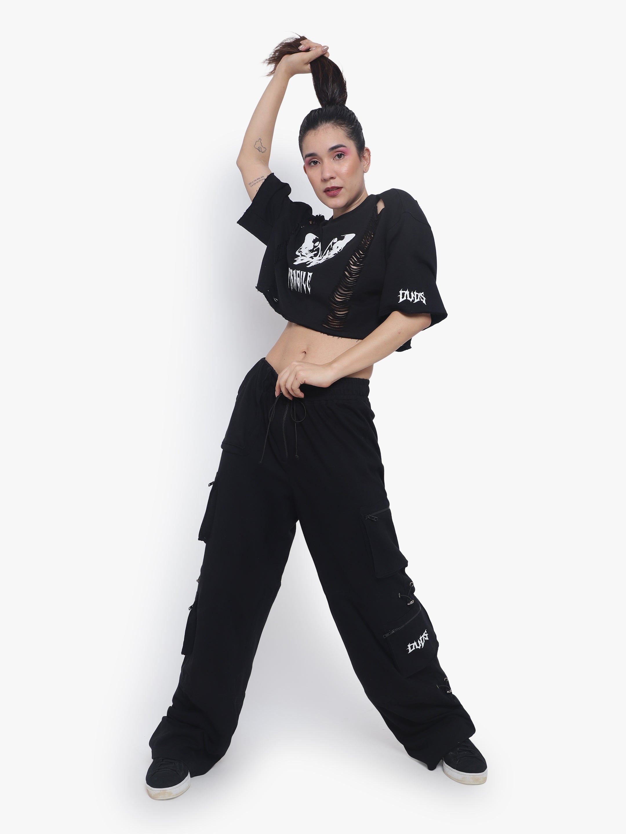 Fragile Oversized Cropped T-Shirts (Black) - Wearduds