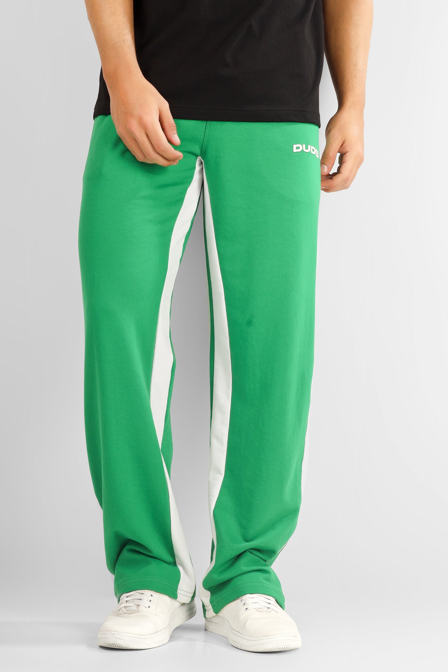 SIDE SEAM BAGGY JOGGER (GREEN)