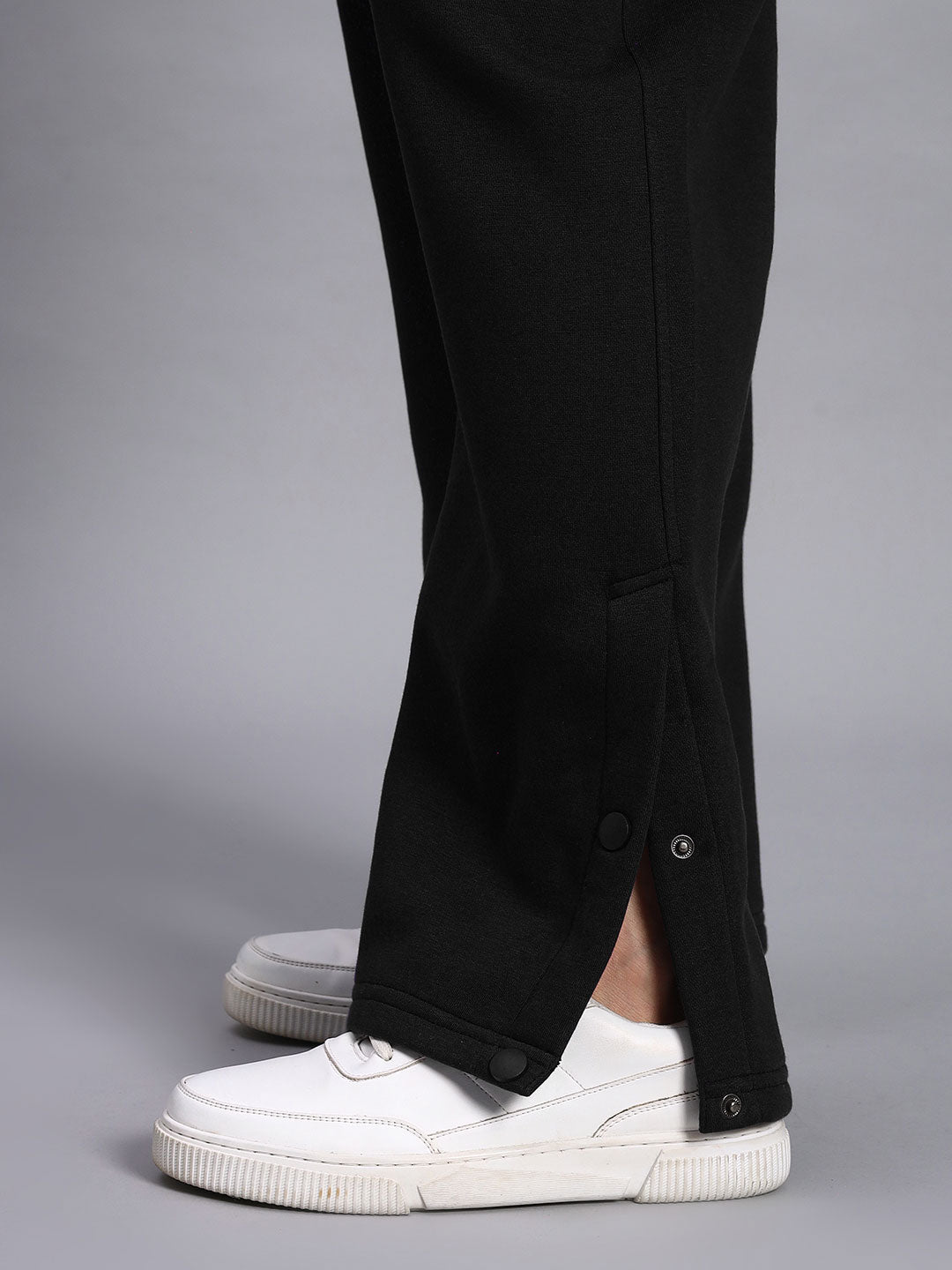 Women's Sooty Fleece Cargo Pant (Black)