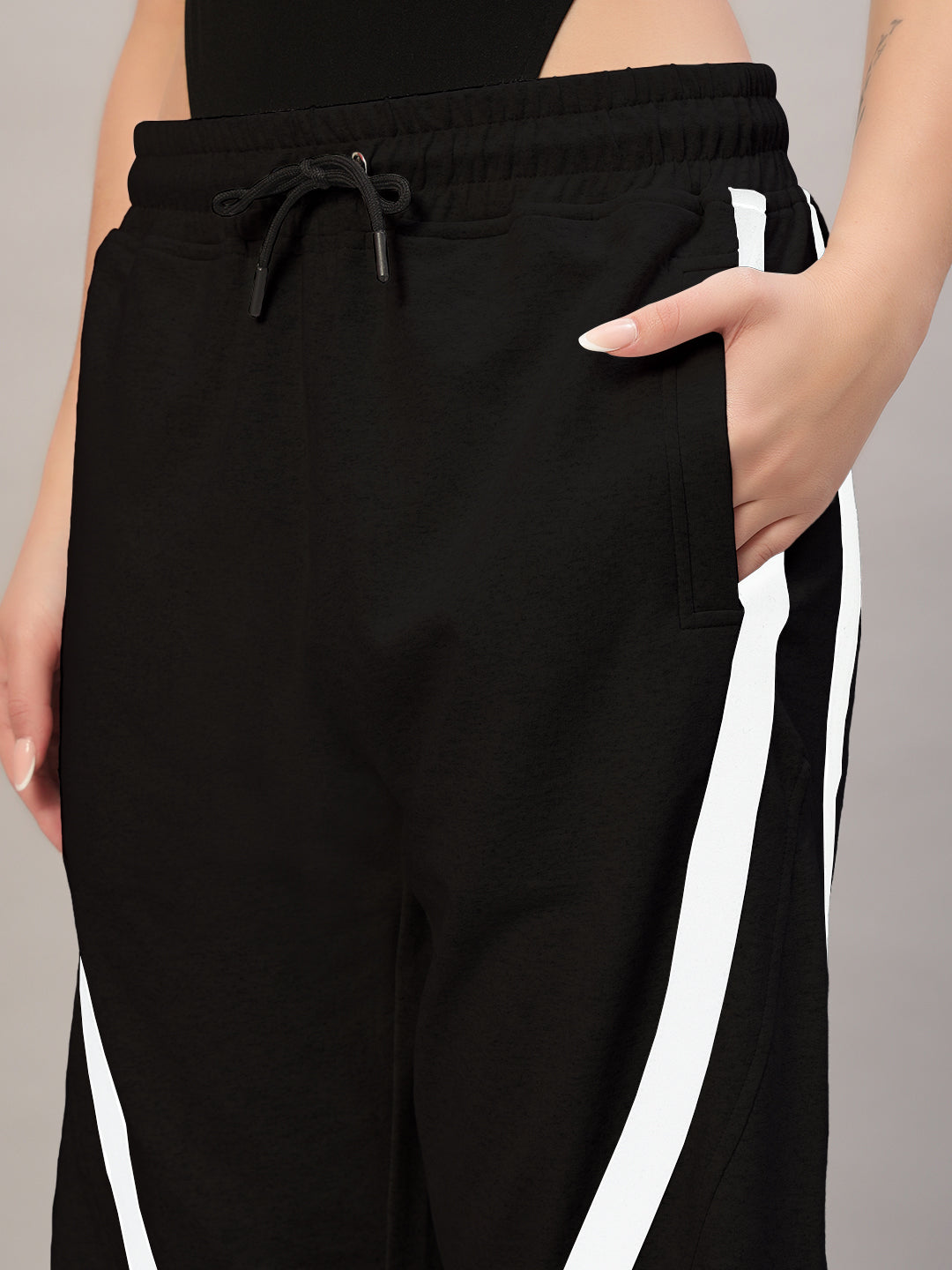 WOMEN'S DUDS FRAME JOGGERS (BLACK)