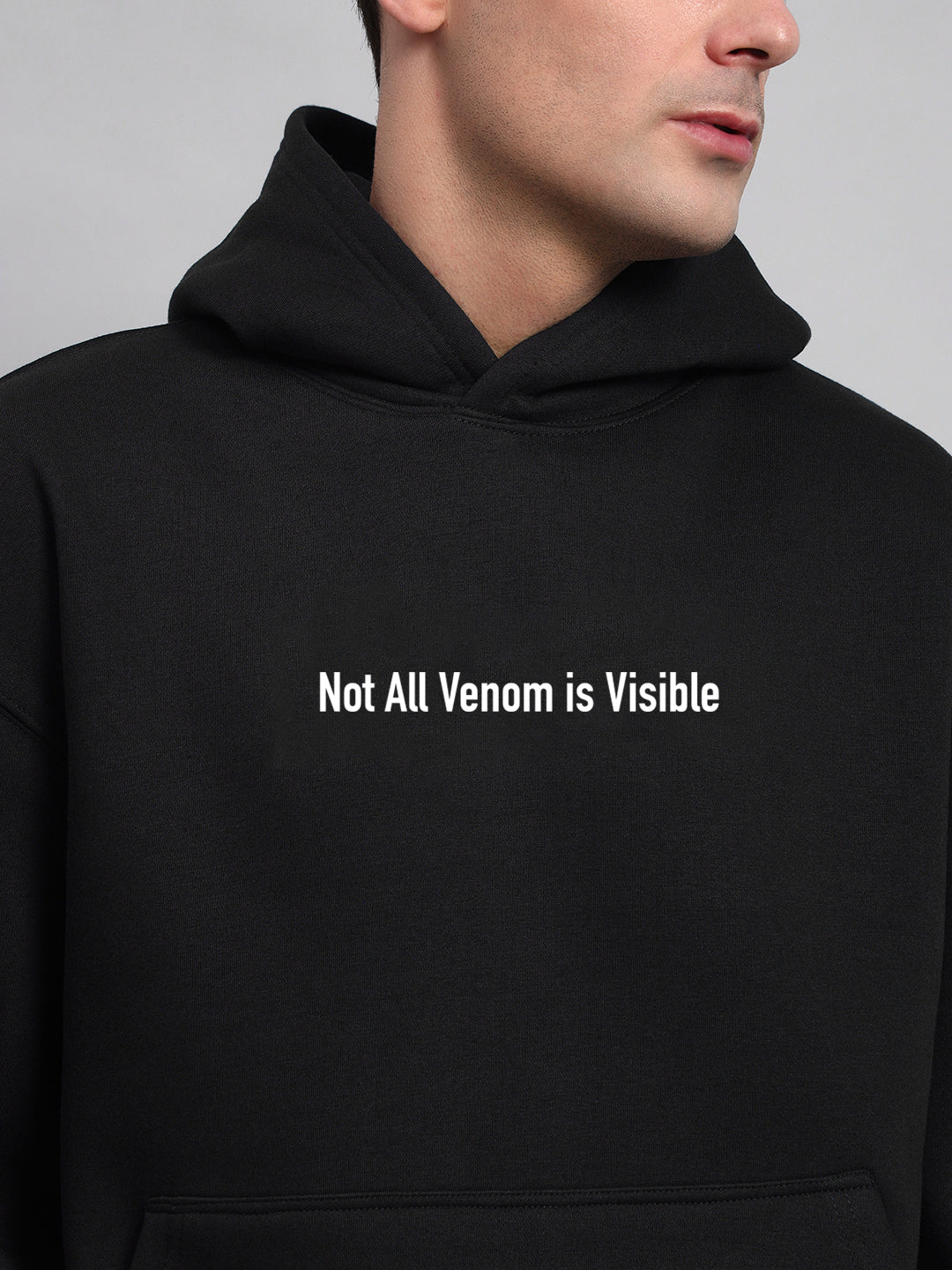 TRUSTISSUE OVERSIZED HOODIE (BLACK)