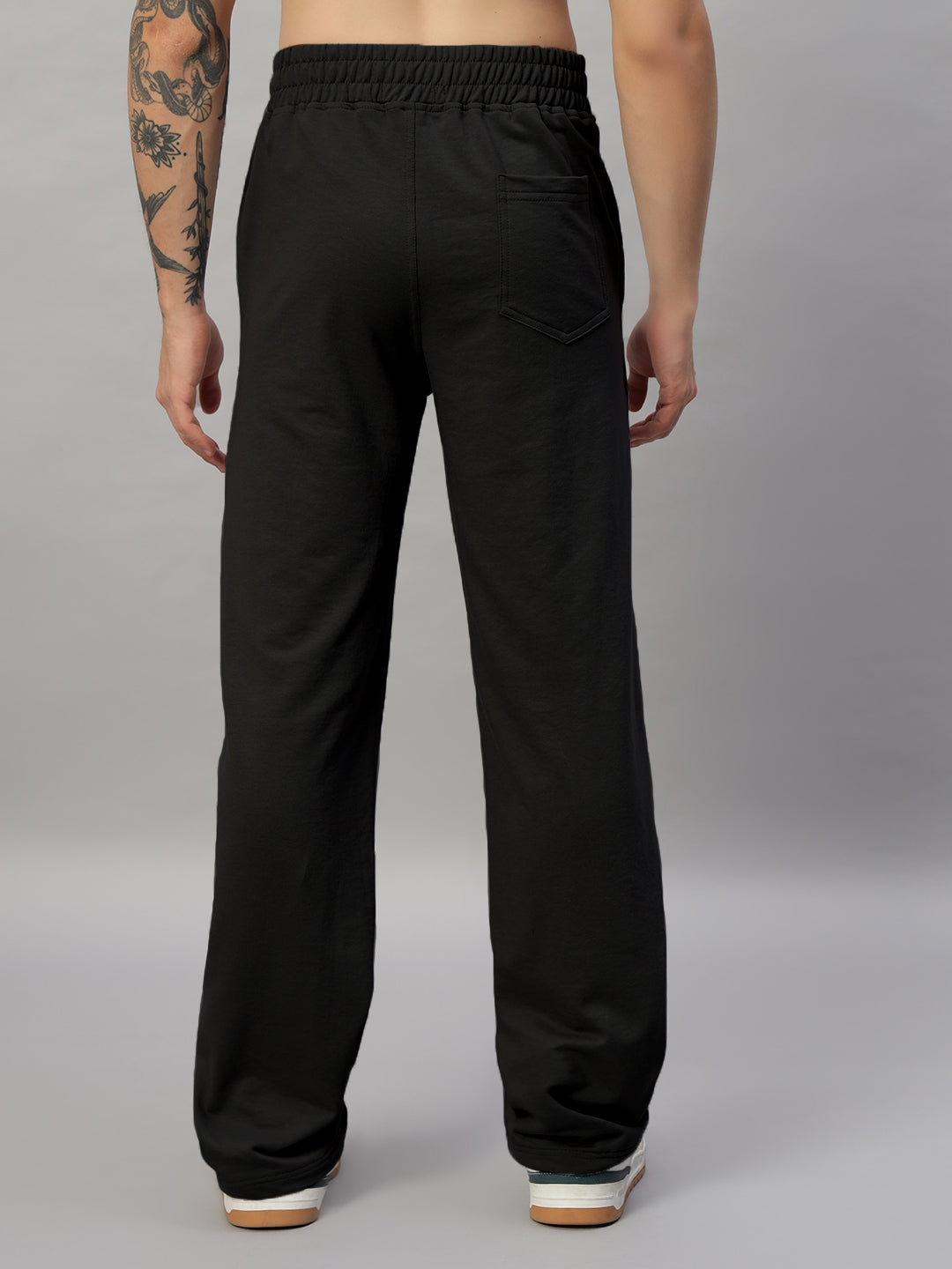 NEW ERA RELAXED FIT JOGGERS (BLACK)