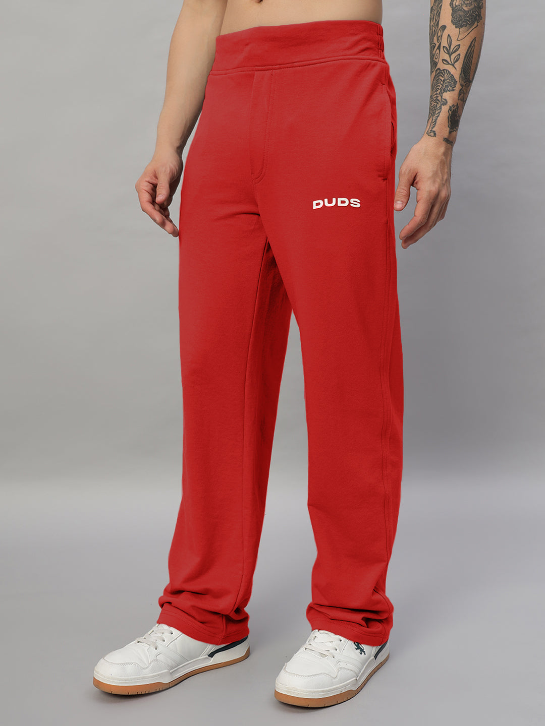 NEW ERA RELAXED FIT JOGGERS (RED)