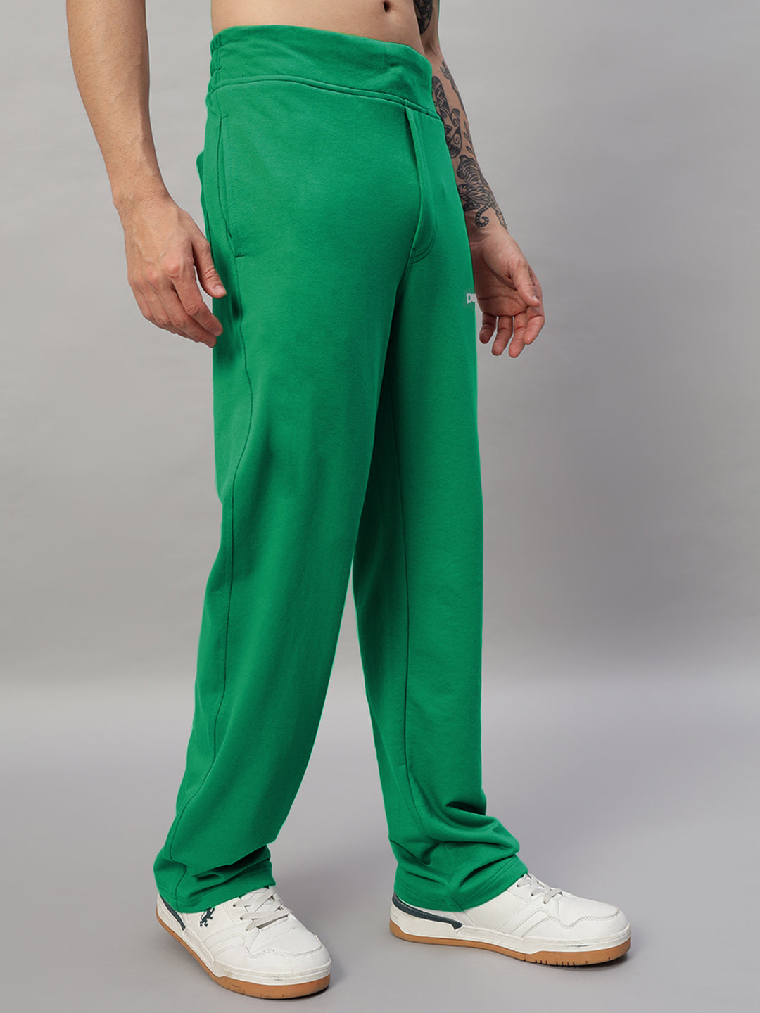 NEW ERA RELAXED FIT JOGGERS (GREEN)