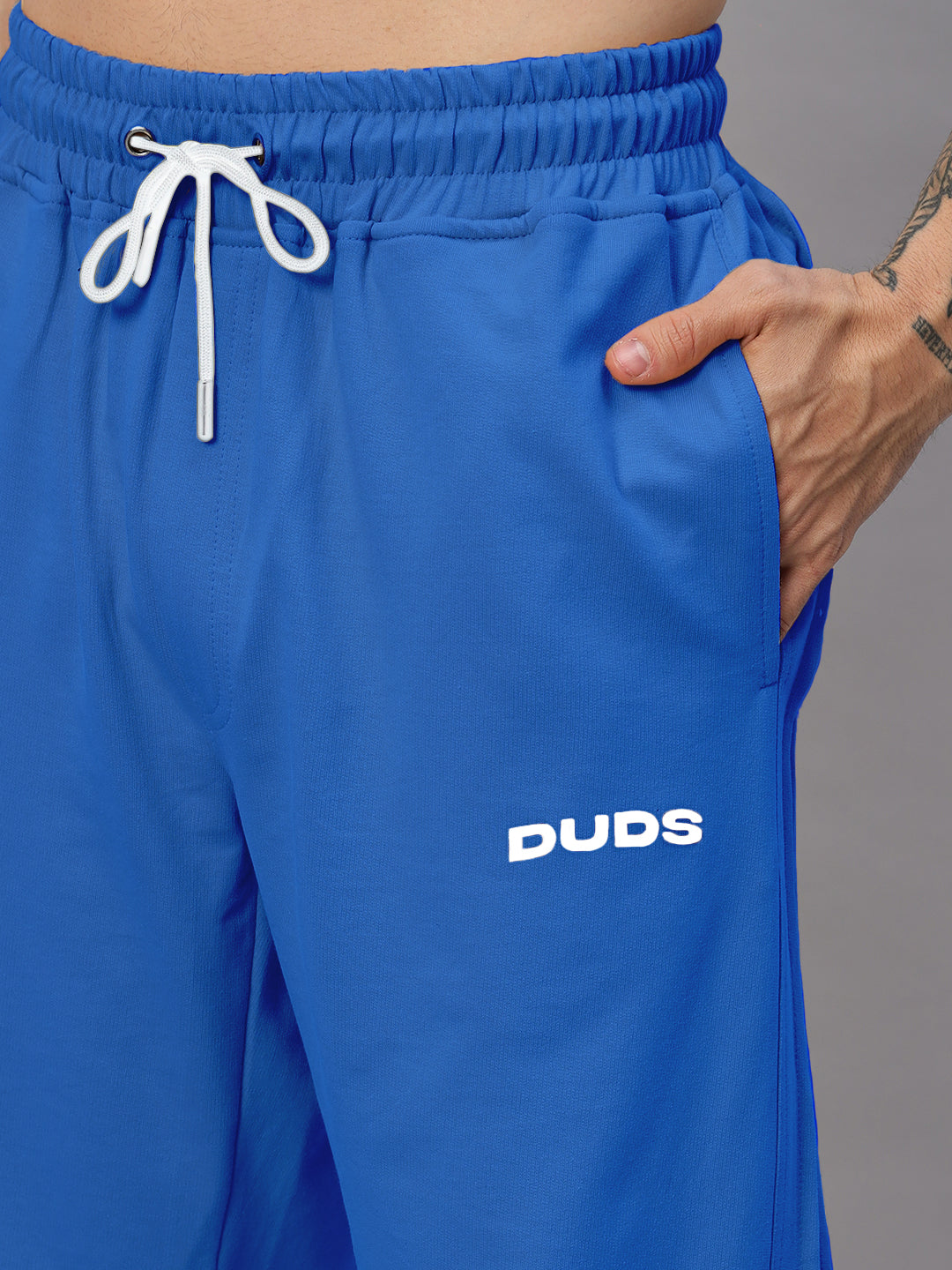 QUANTUM RELAXED-FIT JOGGERS (R BLUE)