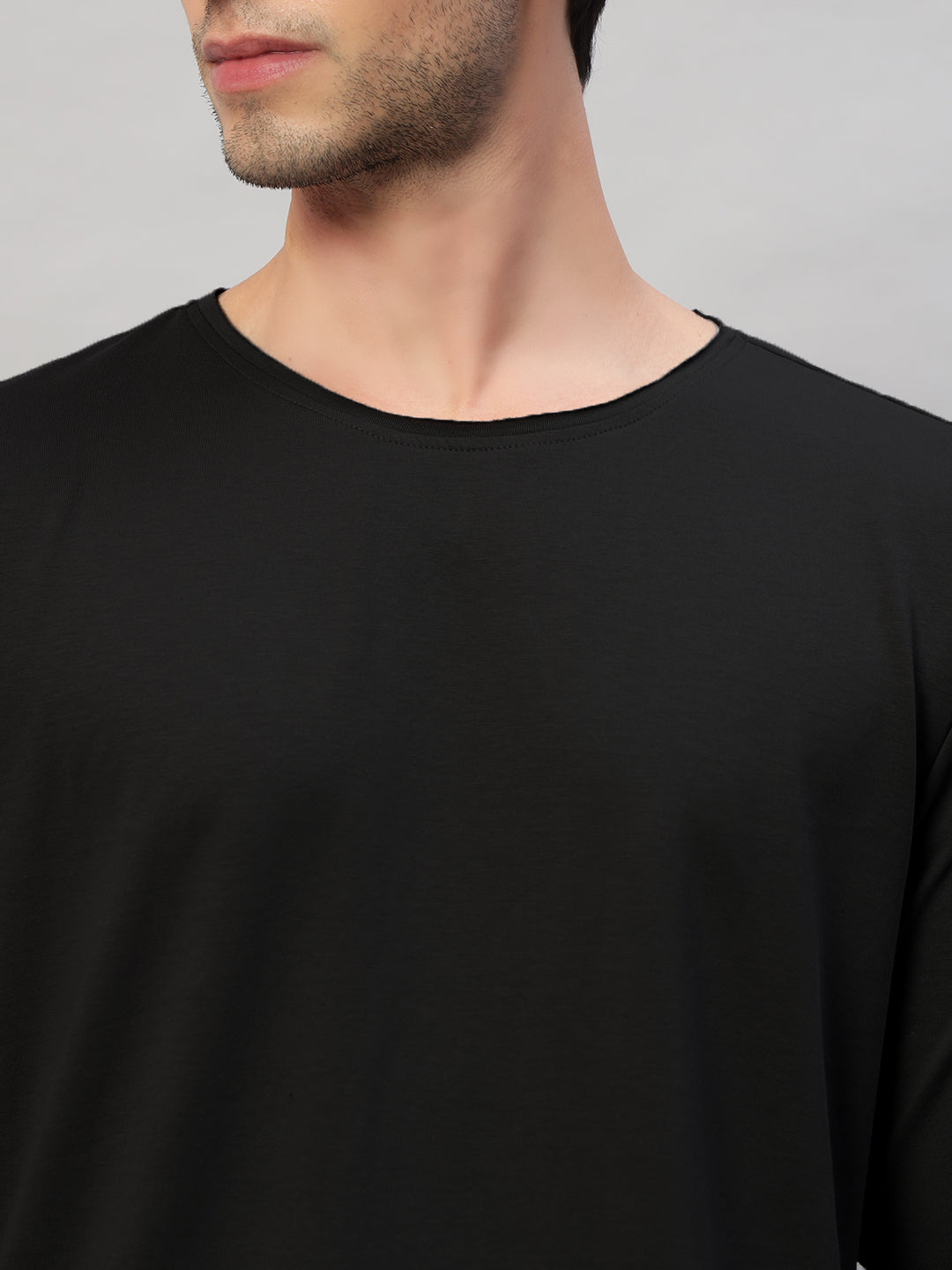 OMNI SLIM FIT SWEATSHIRT (BLACK)