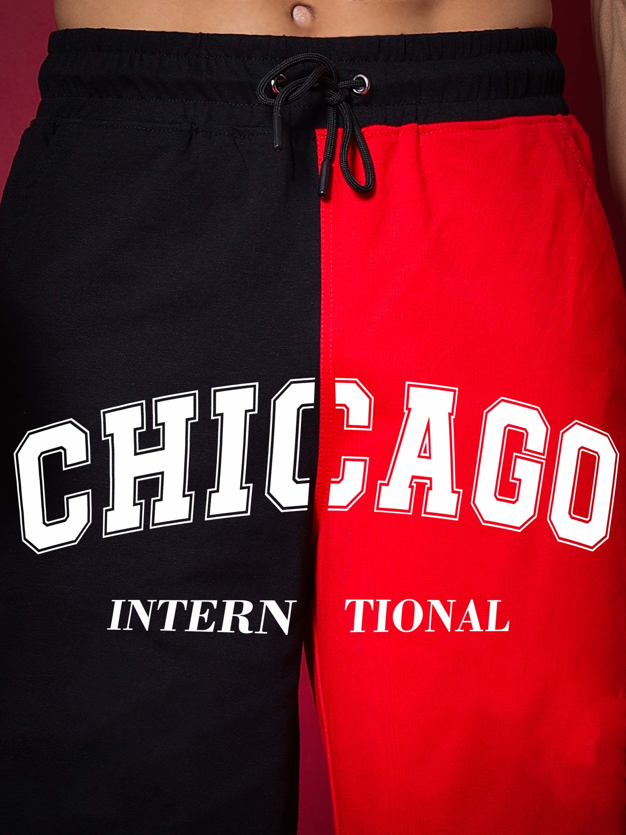 Chicago Regular Fit Shorts (Red-Black)