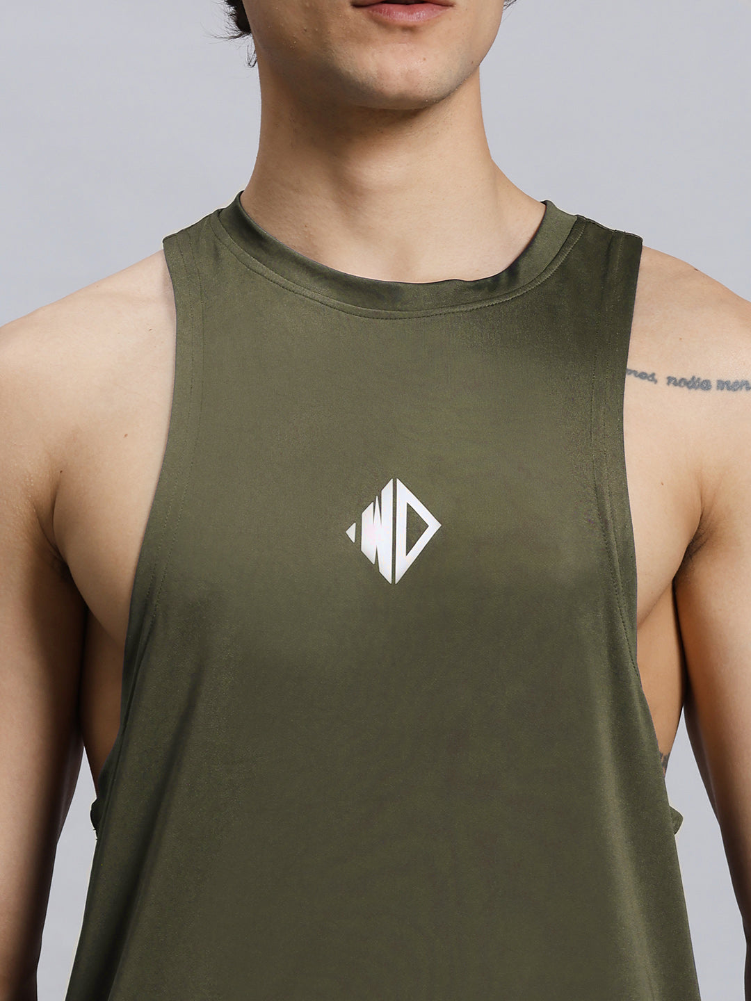 WD STRINGER GYM T-SHIRT (GREEN)