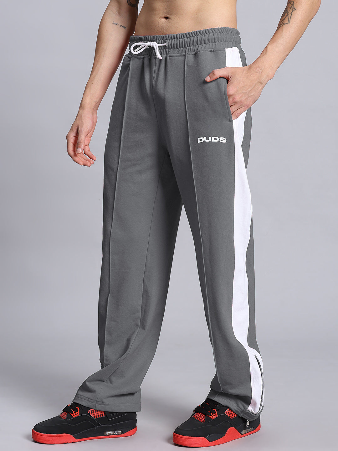 WONDER SLIT ZIPPER JOGGERS (GREY WHITE)